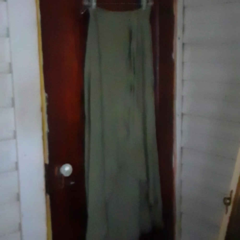 Stella Collection sz 8 high/low maxi skirt NWT waist 30 inches olive green